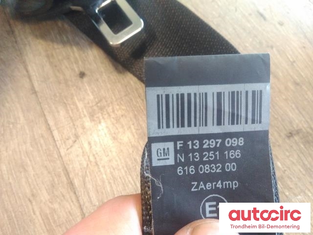 Sikkerhetsbelte foran høyre til Opel Astra J 2010-2015  (..|F13297098|13297098|13394804)
