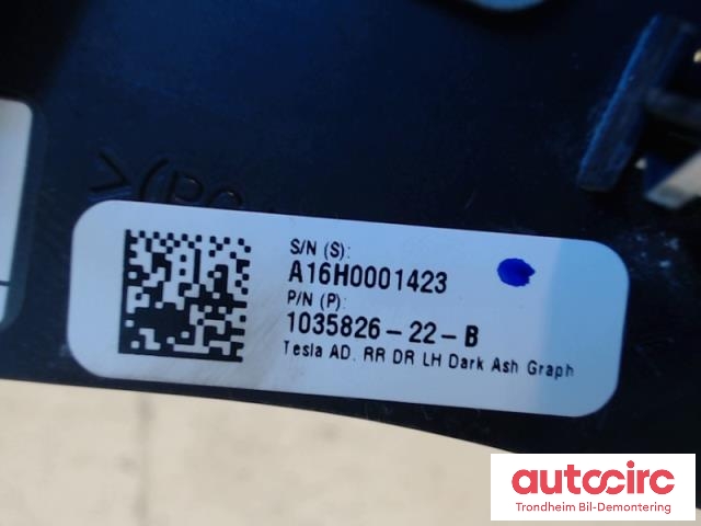 Deksel til Tesla Model X 2016-->> (1035826-22-B|1035826-22-B|)