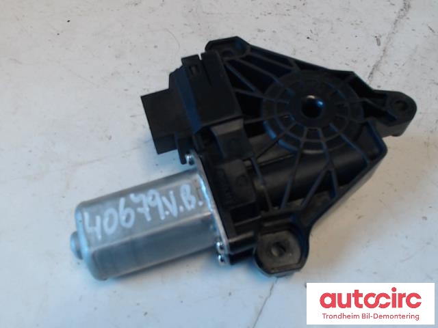 Ruteheis, kun motor, venstre bak til Mercedes B-Klasse, electric drive, 2014-2018 (W242) (W242) (..|A2469063100)