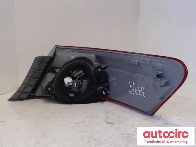 Baklykt venstre ytre til Toyota Camry 2001-->>  (..|8156133490|81561-33490|)