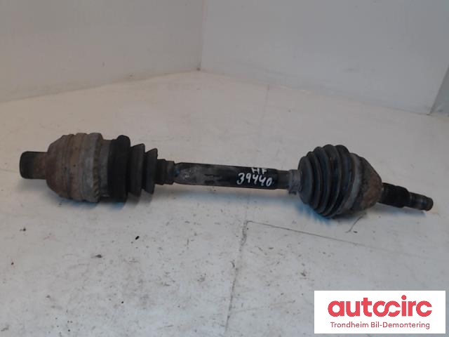 Drivaksel høyre foran, bensin/automat til Opel Signum 2003-2006 (..|13166586|93169702|)