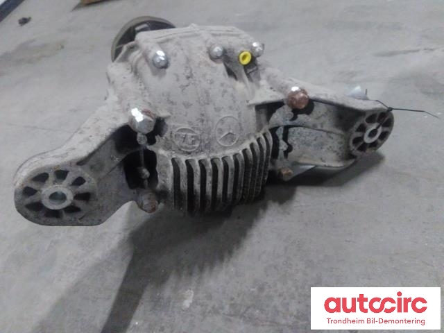 Kardang klokke bak til Mercedes ML 2005-2011 (W164) (W164) (ZF|A1643500314|)