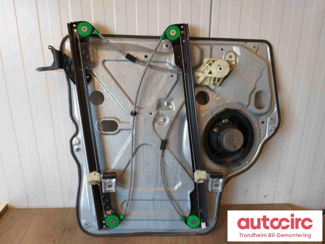 Ruteheis høyre foran til VW Transporter / Caravelle 2009-2015 (Fase 2) (T5) (T5) (..|7E1837730D|7E0837754E|)