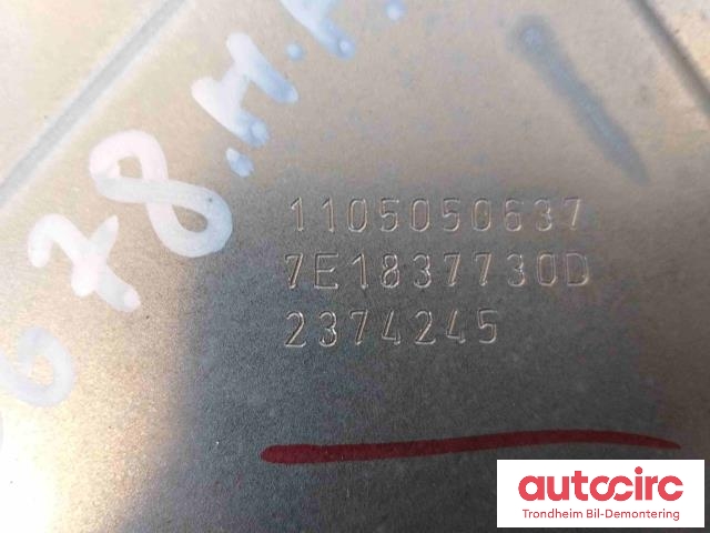 Ruteheis høyre foran til VW Transporter / Caravelle 2009-2015 (Fase 2) (T5) (T5) (..|7E1837730D|7E0837754E|)