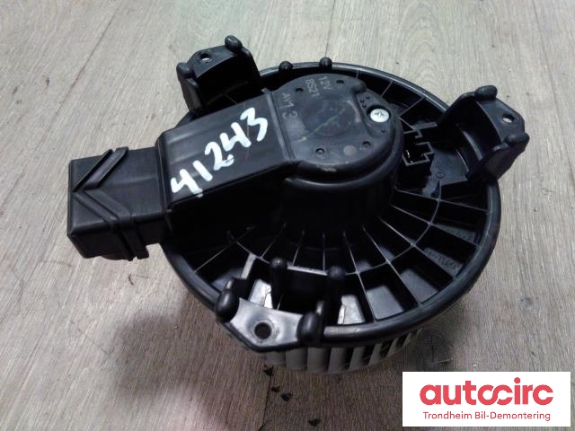 Varmeapparat motor til Suzuki Swift, 2011-2017  (..|7415062JA0)