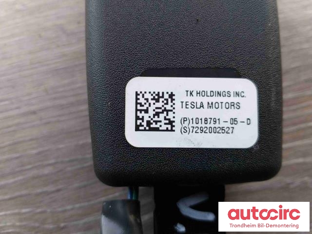 Sikkerhetsbeltelås baksete til Tesla Model S 2016-2021 (Fase 2)  (1018791-05-D|1018791-05-D|)