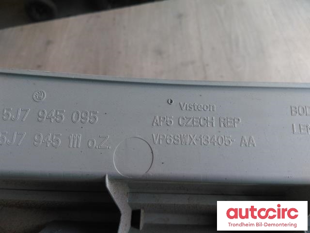 Baklykt venstre til Škoda Roomster 2006-2010 (Fase 1)  (VISTEON|5J7945095|5J7945111|VP6SWX-13405-AA)