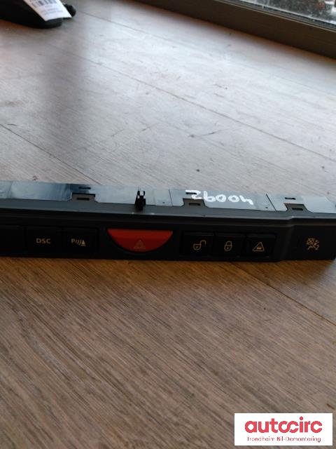 Bryter nødblink til Land Rover Range Rover Sport 2005-2013  (..|YUL500860WUX|051021-1|5H3214K147NA8WUX)