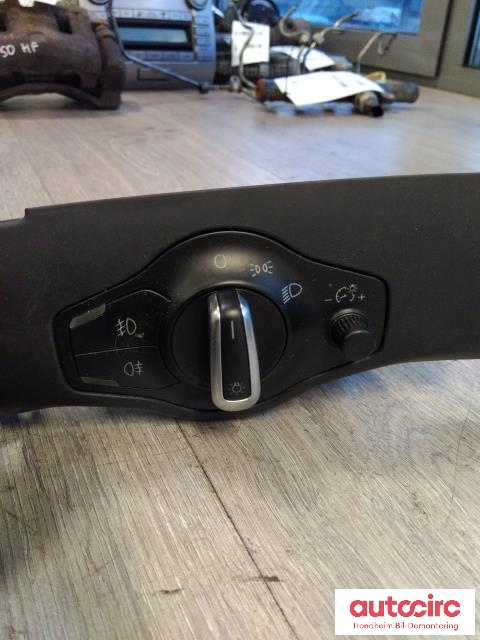 Bryter lys til Audi A4, 2007-2014 (Type IV) (B8) (B8) (PREH|8K0941531F)