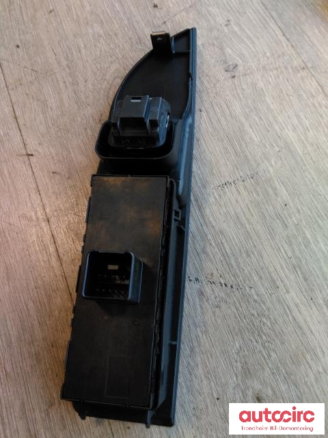 Bryter ruteheis førerdørspanel til VW CC 2008-2012 (PASSAT CC) (PASSAT CC) (..|3C8959857|5K1959565|3C8857857D)