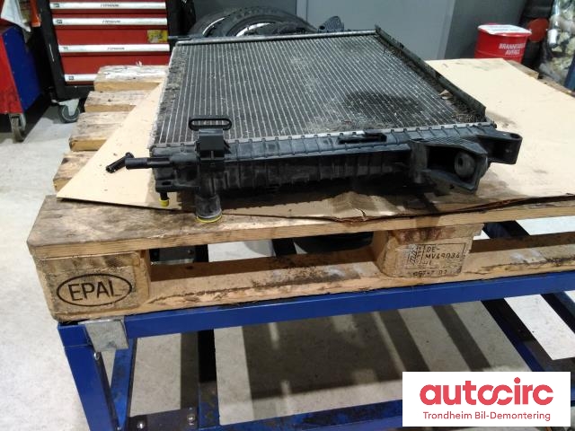 Radiator (automat gir) til Land Rover Discovery 2005-2009 (Type III) (..|PCC500061|6H228005CA|LR021778)