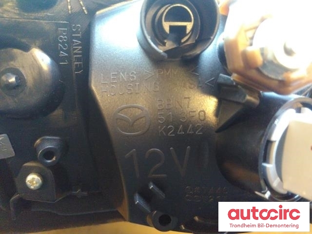 Baklykt høyre indre til Mazda 3 2009-2013 (Type II)  (STANLEY|BBN7513F0E|BBN7513F0C|P8241R)