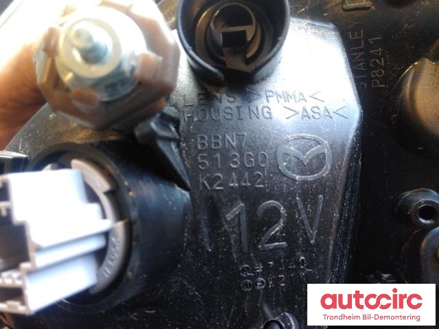Baklykt venstre indre til Mazda 3 2009-2013 (Type II)  (STANLEY|BCW8513G0E|BCW8-51-3G0E|P8674L)