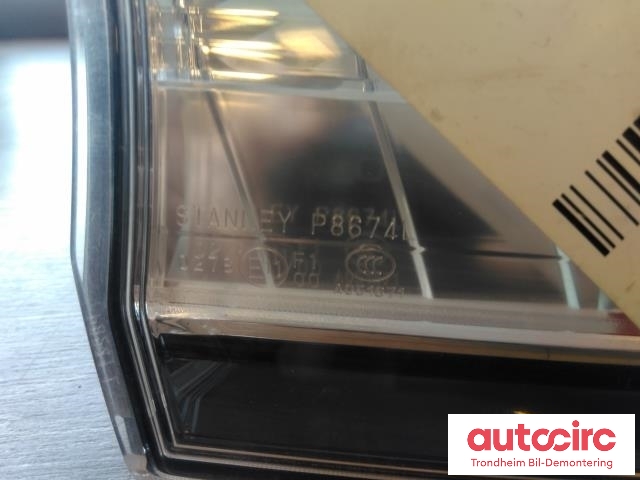 Baklykt venstre indre til Mazda 3 2009-2013 (Type II)  (STANLEY|BCW8513G0E|BCW8-51-3G0E|P8674L)