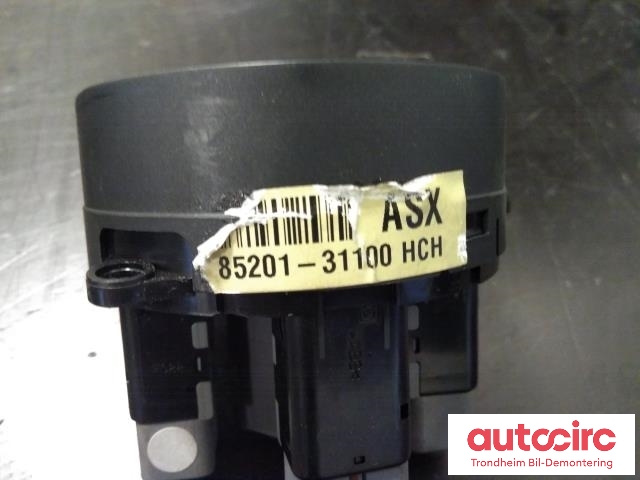 Bryter nødblink til SsangYong Actyon 2007-2013  (85201-31100 HCH|)