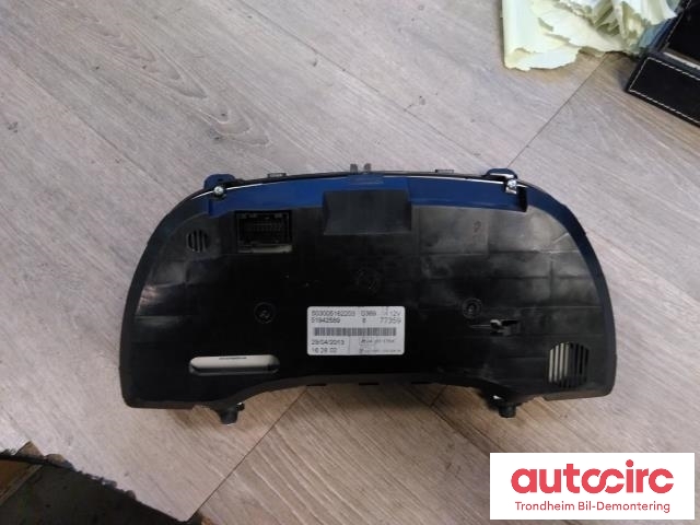 Instrumentpanel til Opel Combo D 2012-2018  (..|51942589|503005162203|95525562)