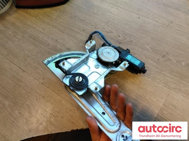 Ruteheis høyre foran til Kia Sorento 2003-2009 Type I  (..|824023E002|824603E000|)