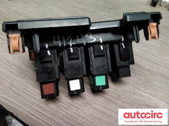 Bryter diverse til Suzuki Swift 2011-2017  (..|3518051KB0|3727068L00|3758568L00)