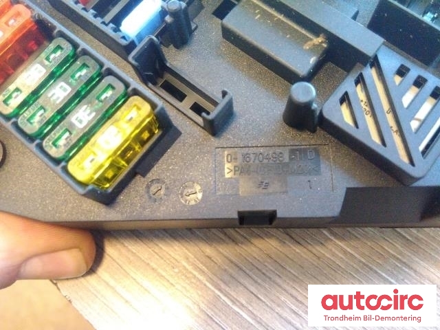Sikringsboks til BMW 5-Serie 2010-2017 (F10/F11) (F10/F11) (..|9264923|61149264923|0-1670498-1)