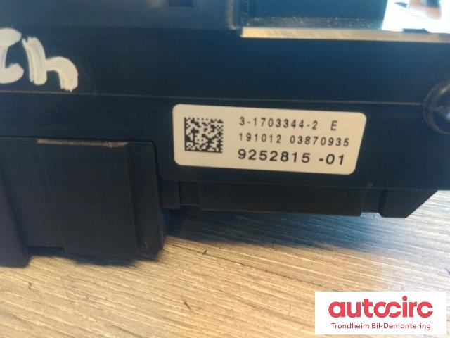 Sikringsboks til BMW 5-Serie 2010-2017 (F10/F11) (F10/F11) (..|9252815|61149252815|0-16704881)