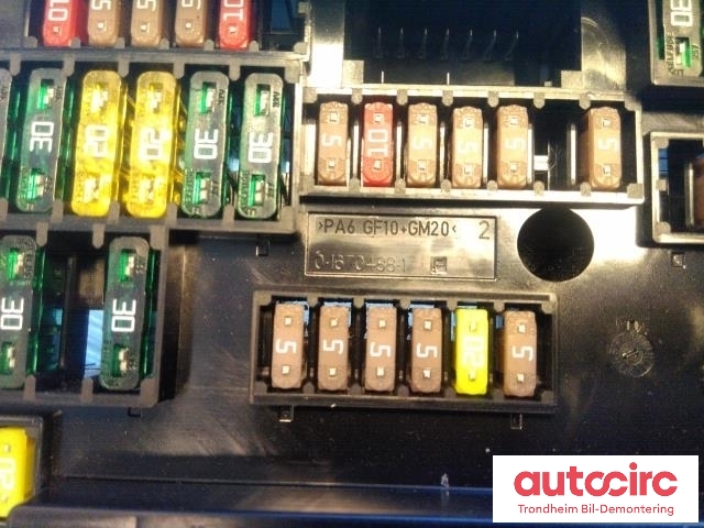 Sikringsboks til BMW 5-Serie 2010-2017 (F10/F11) (F10/F11) (..|9252815|61149252815|0-16704881)