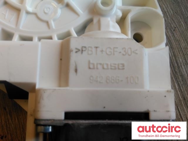 Ruteheis, kun motor, høyre bak til Audi A6 2011-2014 (Type IV, Fase 1) (C7) (C7) (BROSE|8K0959812A|942886-100|)