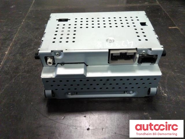 Bilstereo CD-veksler til Volvo V70 2007-2013 (Type III, Fase 1)  (FOMOCO|31210434|31215566|36050931)