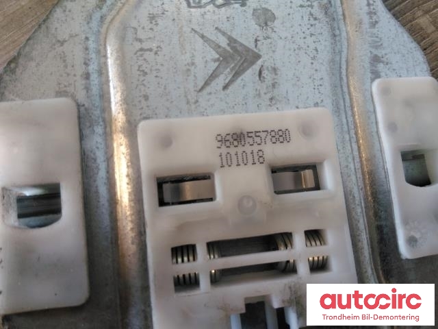 Ruteheis høyre foran til Citroën Berlingo 2008-2015 (Type II, Fase 1)  (..|9680557880|402104B|9222EQ)