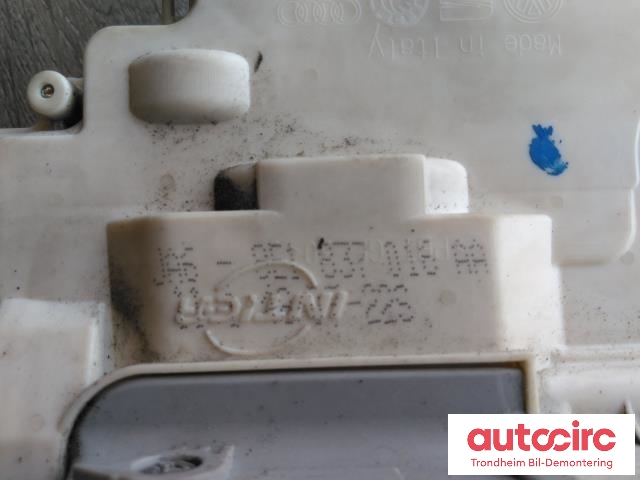 Låsekasse høyre foran til Audi A4 2004-2008 (Type III) (B7) (B7) (..|8E1837016AA|)