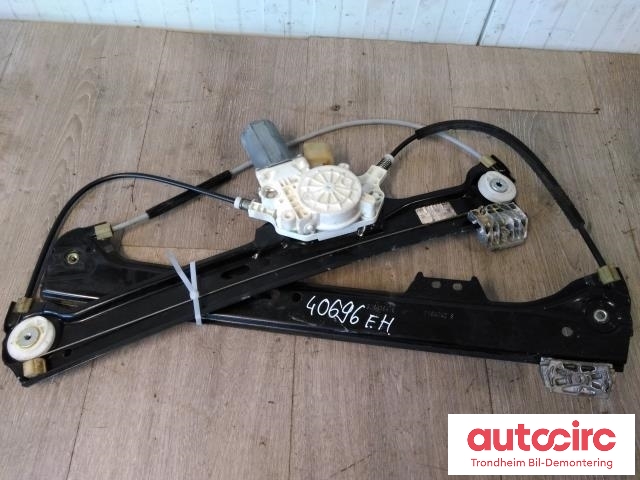 Ruteheis høyre foran til BMW 5-Serie, 2003-2010 (E60/E61) (E60/E61) (..|977972)