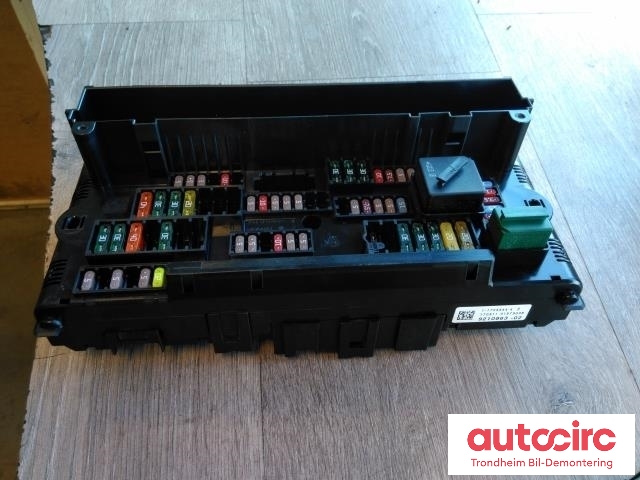 Sikringsboks til BMW X3 2010-2017 (F25) (F25) (..|9210863|61149210863|61 14 9 210 863| 1-1703344-4E)