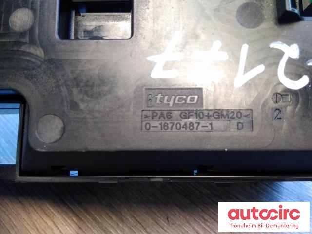 Sikringsboks til BMW X3 2010-2017 (F25) (F25) (..|9210863|61149210863|61 14 9 210 863| 1-1703344-4E)