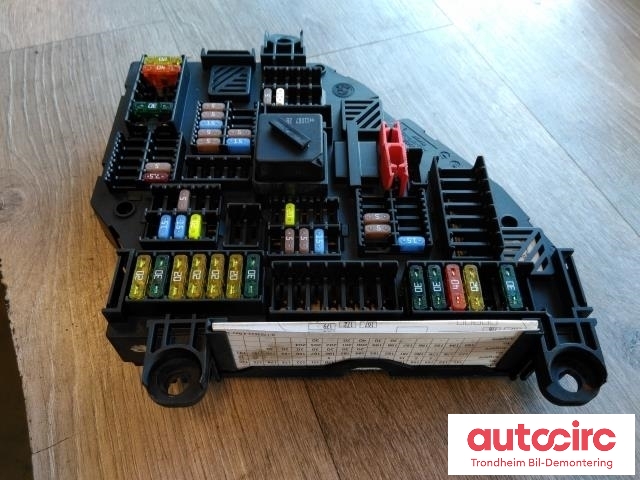Sikringsboks til BMW X3, 2010-2017 (F25) (F25) (..|9210860)