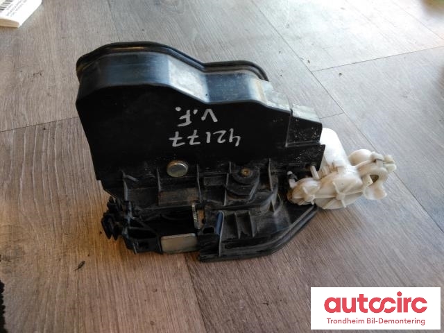 Låsekasse venstre foran til BMW X3 2010-2017 (F25) (F25) (..|7283629|A053702|51217202143)