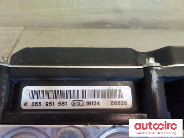 ABS sentral til Subaru Forester 2008-2013 (Type III)  (BOSCH|27596SC070|0265951581|)