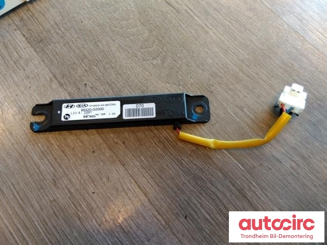 Antenne forsterker til Kia Niro, 2016-2021  (MOBIS|95420G2000)