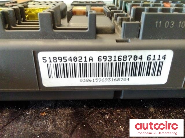Sikringsboks bagasjerom til BMW X5 2007-2013 (E70) (E70) (..|518954021A|693168704|)