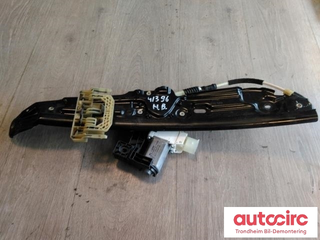 Ruteheis høyre bak til BMW 5-Serie, 2010-2017 (F10/F11) (F10/F11) (BROSE|51357182614)