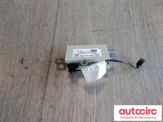 Antenne forsterker til Land Rover Discovery, 2009-2017 (Type IV) (..|CH2218C847CA)