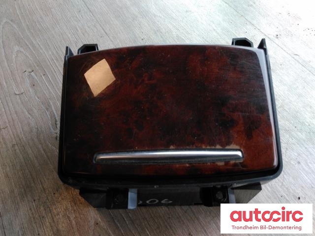 Dashbord koppholder til Audi A6, 2005-2008 (Type III, Fase 1) (C6) (C6) (..|4F1862533A)