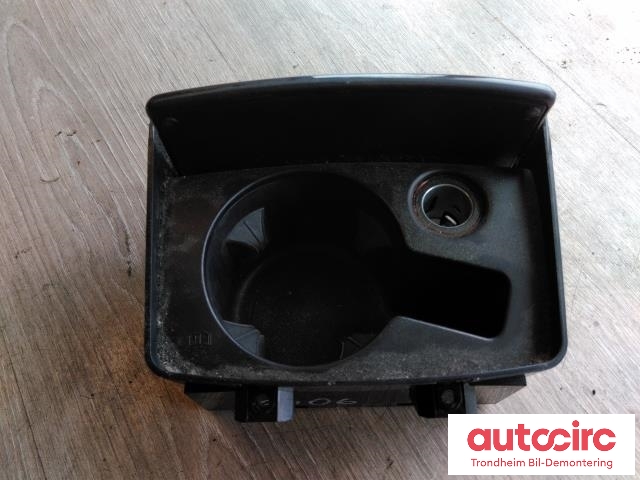 Dashbord koppholder til Audi A6 2005-2008 (Type III, Fase 1) (C6) (C6) (..|4F1862533A|4F1862533C|)