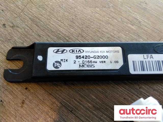 Antenne forsterker til Hyundai Ioniq Electric 2016-2019 (Fase 1)  (MOBIS|95420G2000|95420-G2000|)
