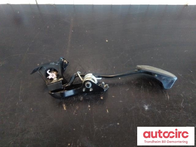 Pedal gass til Toyota Hiace 2007-2012 (Fase 3)  (..|7801026030|78010-26030|)