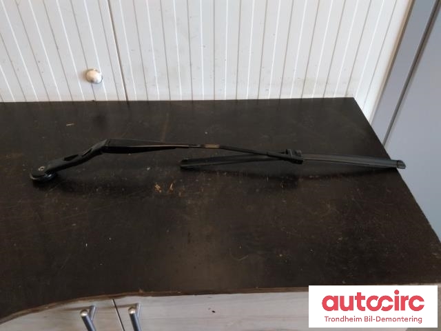 Viskerarm frontrute høyre til BMW i3 2013-2022  (BOSCH|7322164|61617322164|)