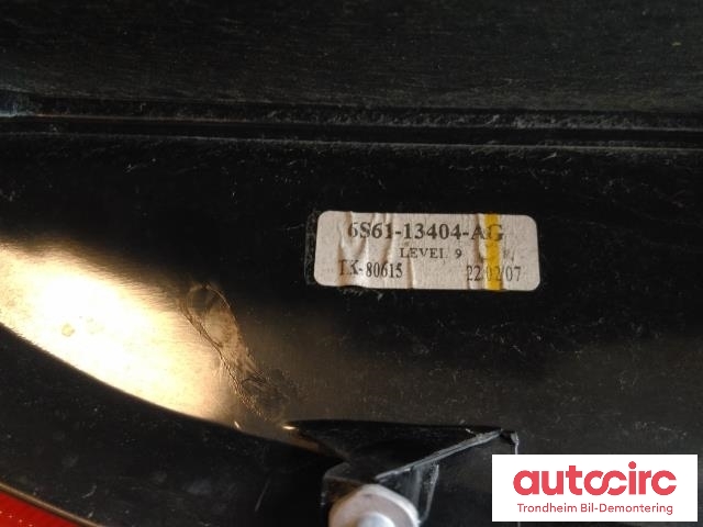 Baklykt høyre til Ford Fiesta 2002-2008 (Type V)  (..|6S61-13404-AG|6S61-13A602-AG|1437625)