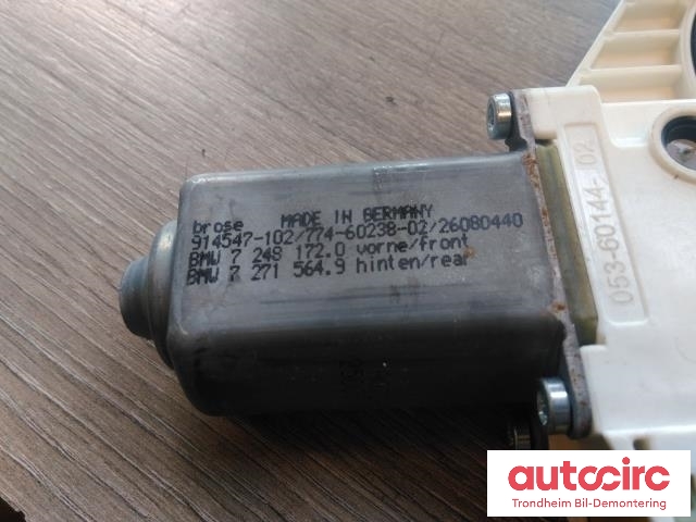 Ruteheis, kun motor, høyre foran til BMW 5-Serie 2010-2017 (F10/F11) (F10/F11) (BROSE|7248172|7271564|51337271564)