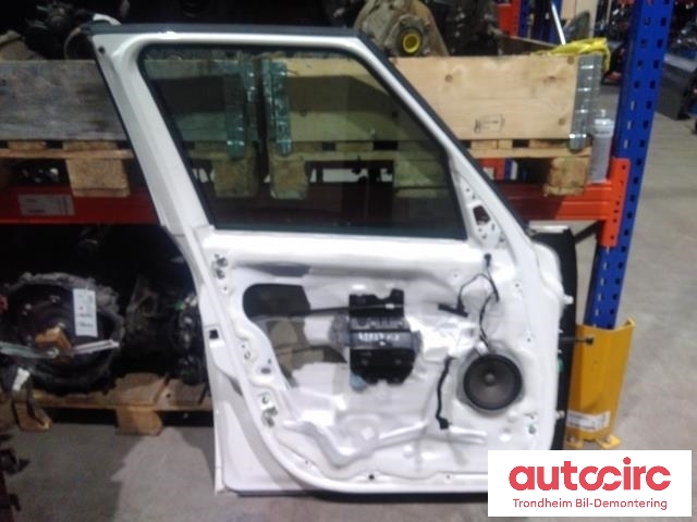Dør venstre foran til Fiat 500L (MPV) 2013-2015  (LES INFO|51883217|52096070|)
