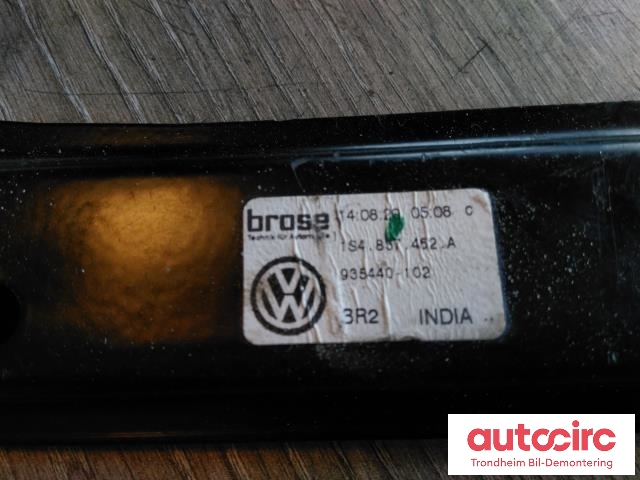 Ruteheis høyre foran til VW E-Up 2013-2019  (BROSE|1S4837462A|935440-102|)