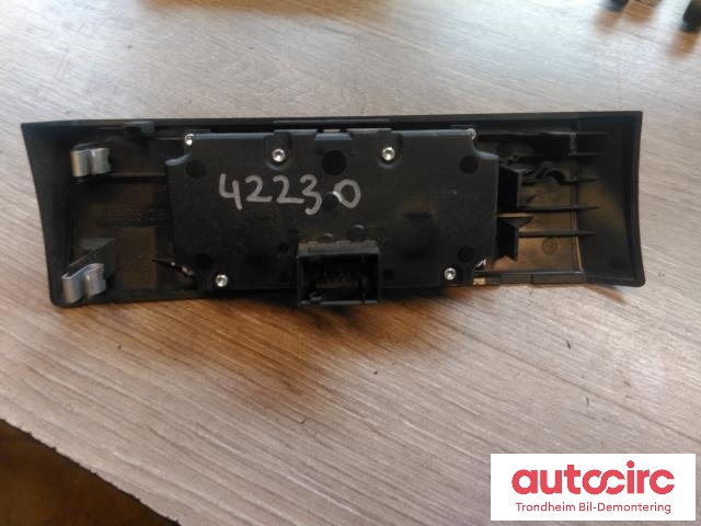 Bryter lys til BMW 5-Serie 2003-2010 (E60/E61) (E60/E61) (..|6953741|33290103|61316925251)