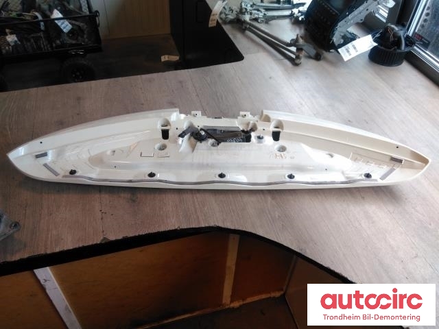 Spoiler bakluke til Nissan Leaf 2011-2017 (Type I)  (..|960323NE1H|960303NE0B|)